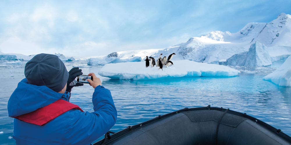 Zodiac excursion with Hapag-Lloyd Cruises