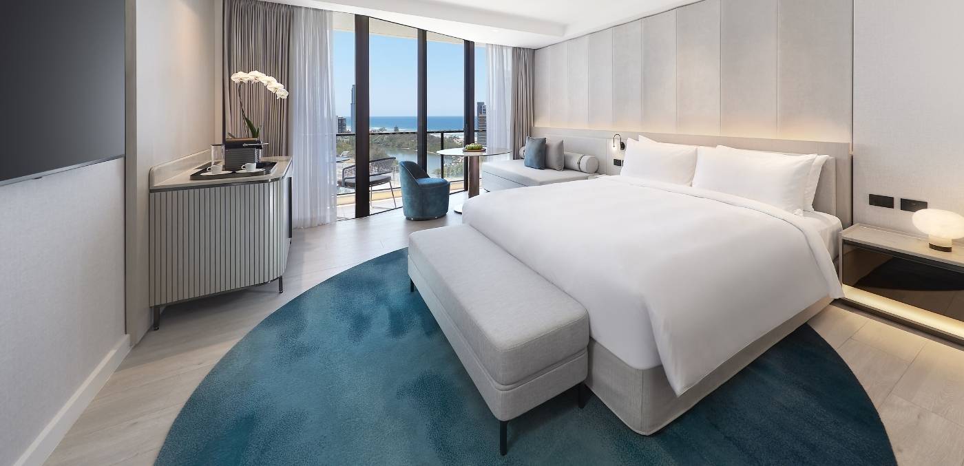 deluxe king room with ocean view