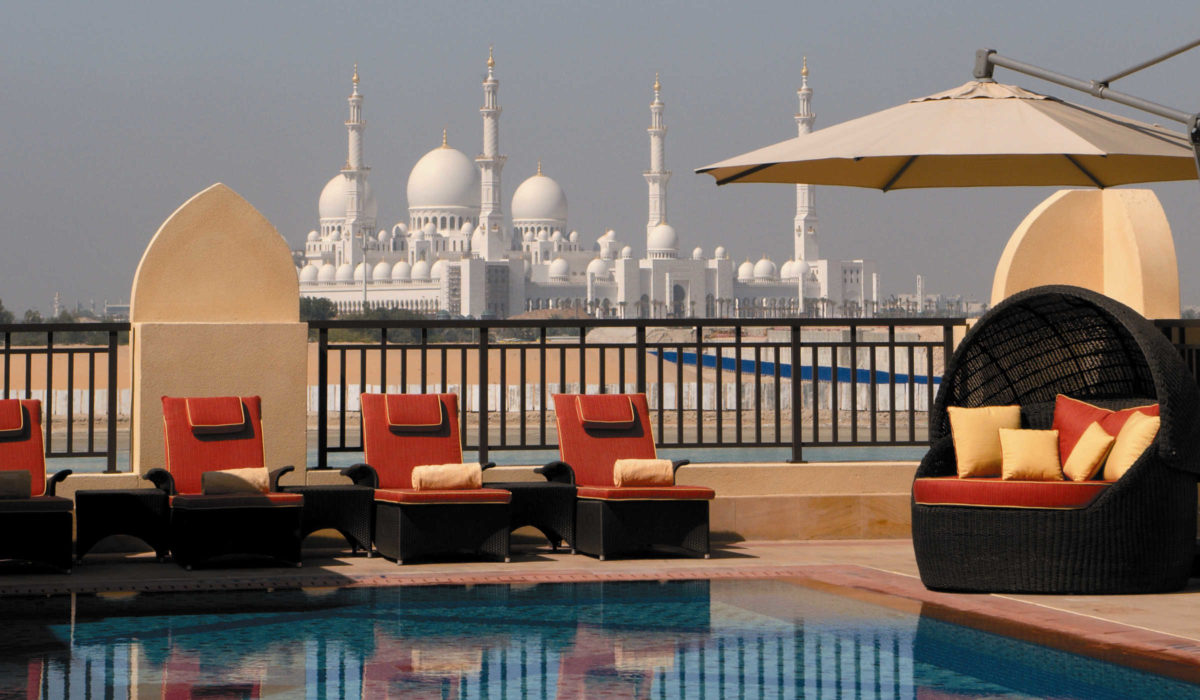 Shangri-la pool Abu Dhabi