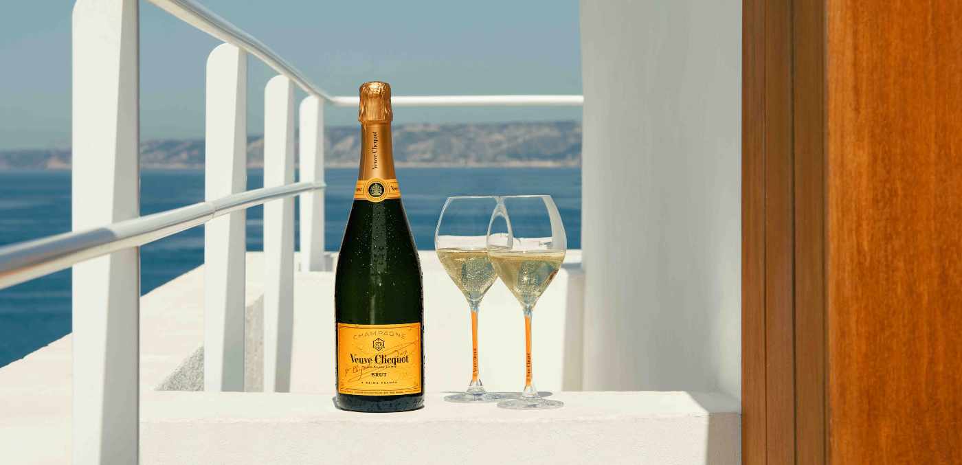 Veuve Clicquot and two glasses